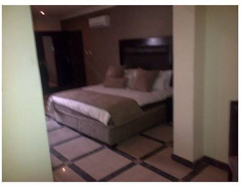 Quo Vadis Hotel 아부자 객실 사진